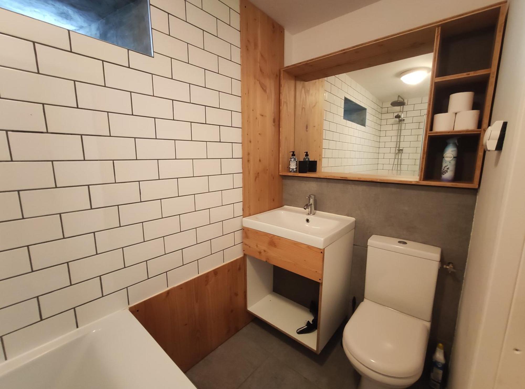 VénoscThe Old School House, Les Ougiersアパートメント エクステリア 写真